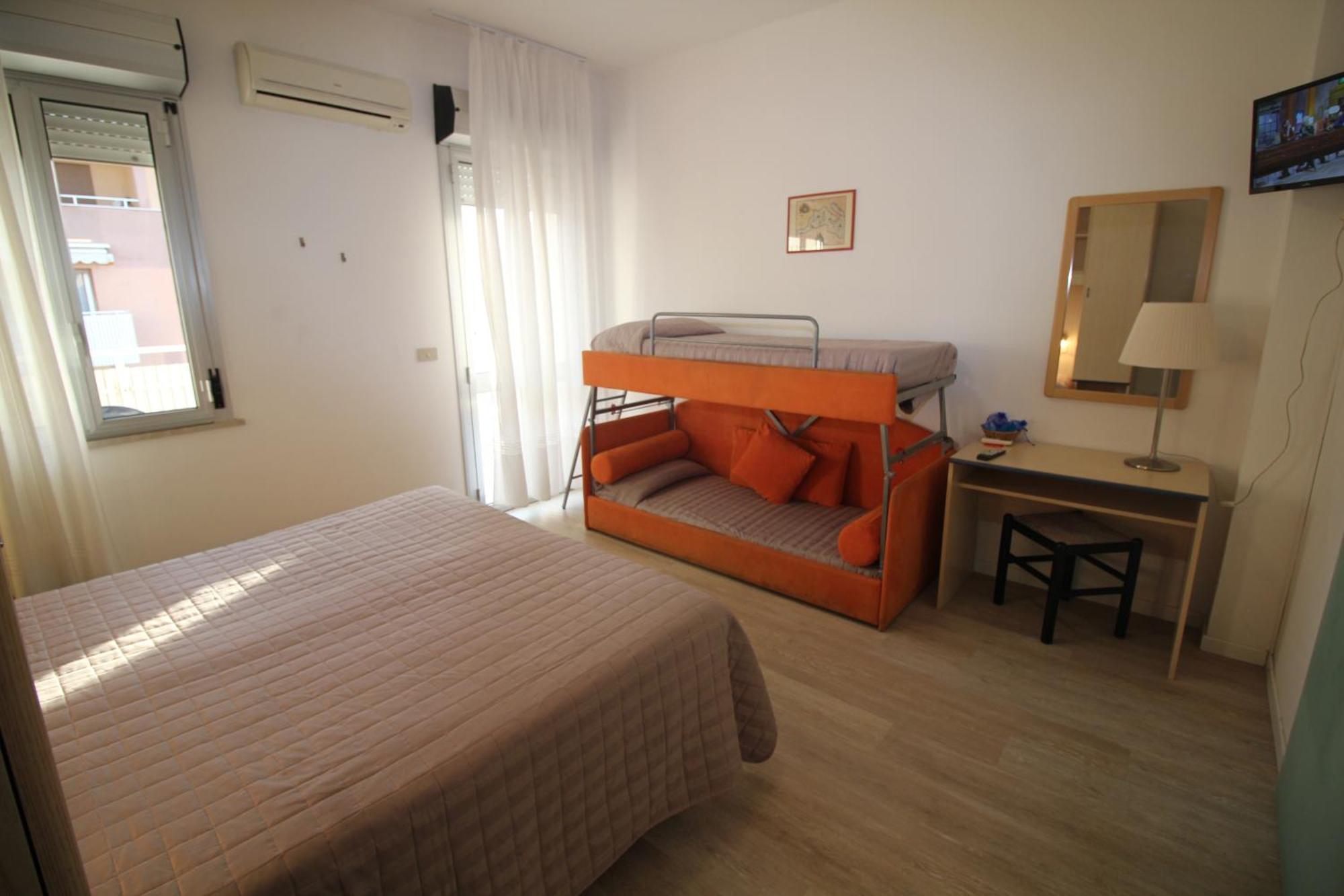 Hotel Firenze กาออร์เล ภายนอก รูปภาพ
